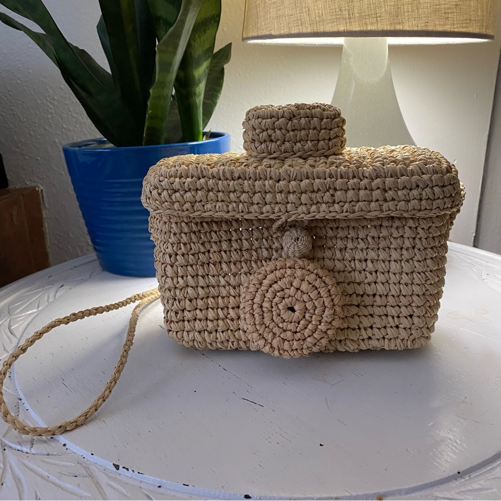 Nannacay straw crossbody bag purse NWOT